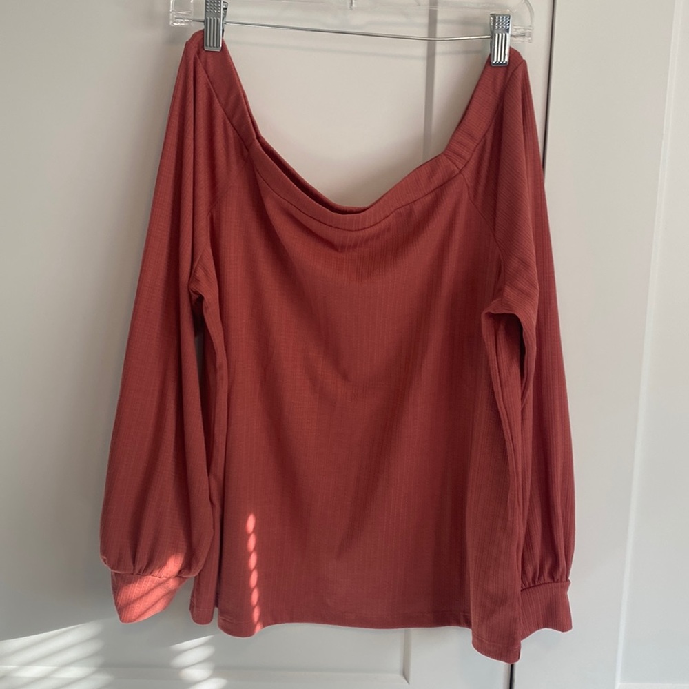 Off the Shoulder Nine West sz XXL!!